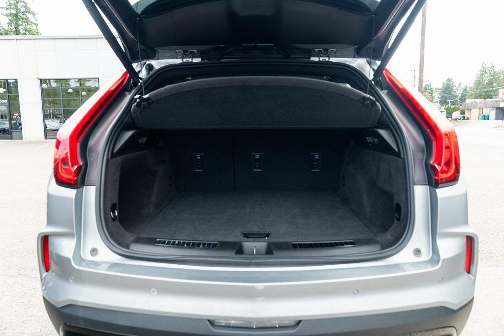 used 2024 Cadillac XT4 car, priced at $33,897