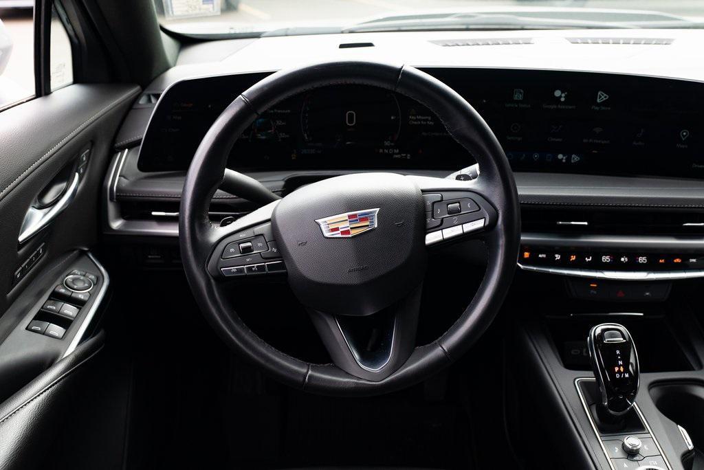 used 2024 Cadillac XT4 car, priced at $33,897