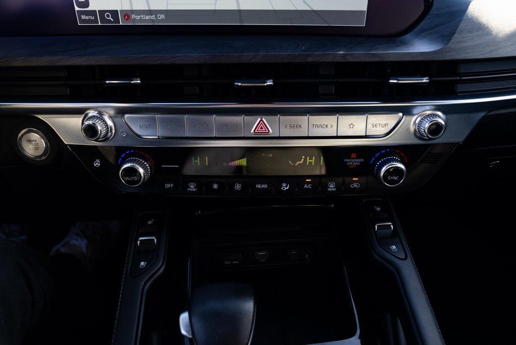 used 2024 Kia Telluride car, priced at $41,997