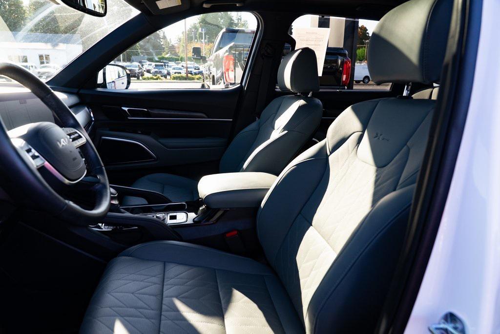 used 2024 Kia Telluride car, priced at $41,997
