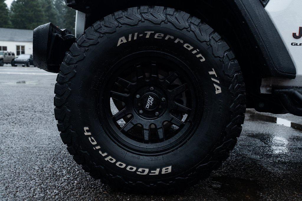 used 2023 Jeep Gladiator car, priced at $39,999