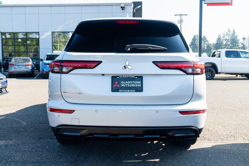 used 2022 Mitsubishi Outlander car, priced at $21,264