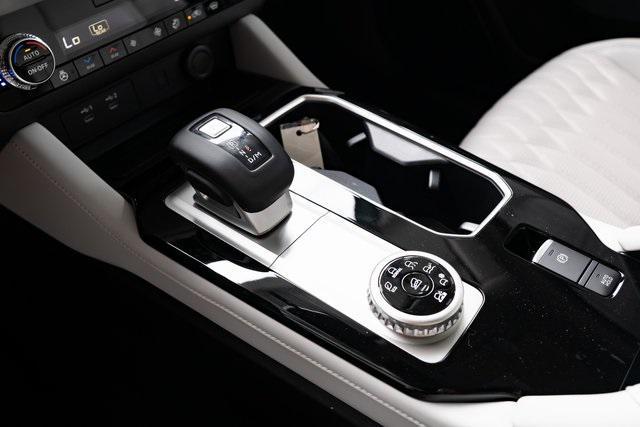 new 2025 Mitsubishi Outlander car, priced at $40,821