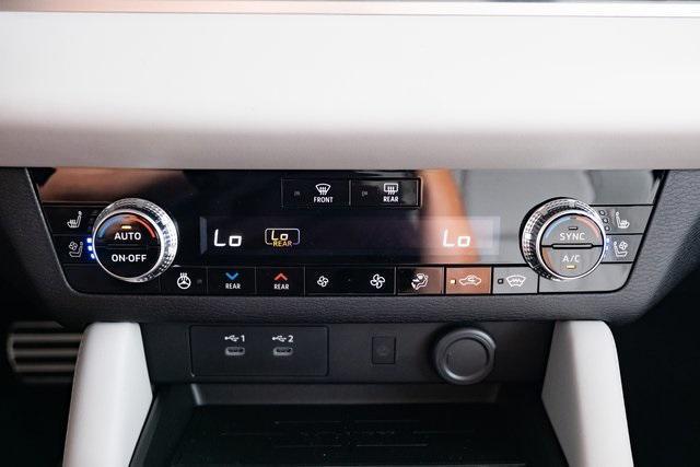 new 2025 Mitsubishi Outlander car, priced at $40,821