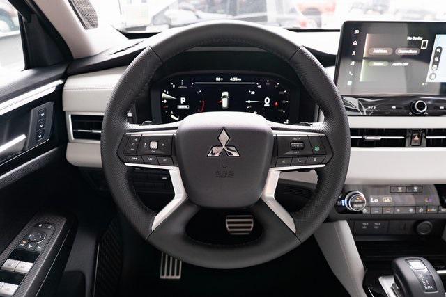 new 2025 Mitsubishi Outlander car, priced at $40,821