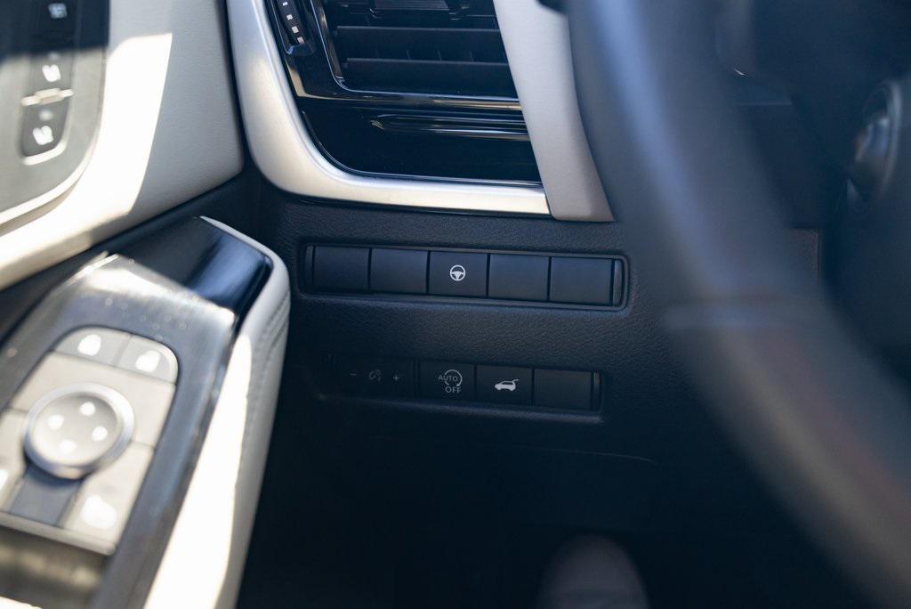 used 2023 Nissan Rogue car, priced at $26,988