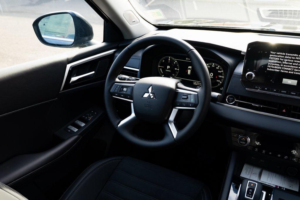 new 2025 Mitsubishi Outlander PHEV car, priced at $46,776