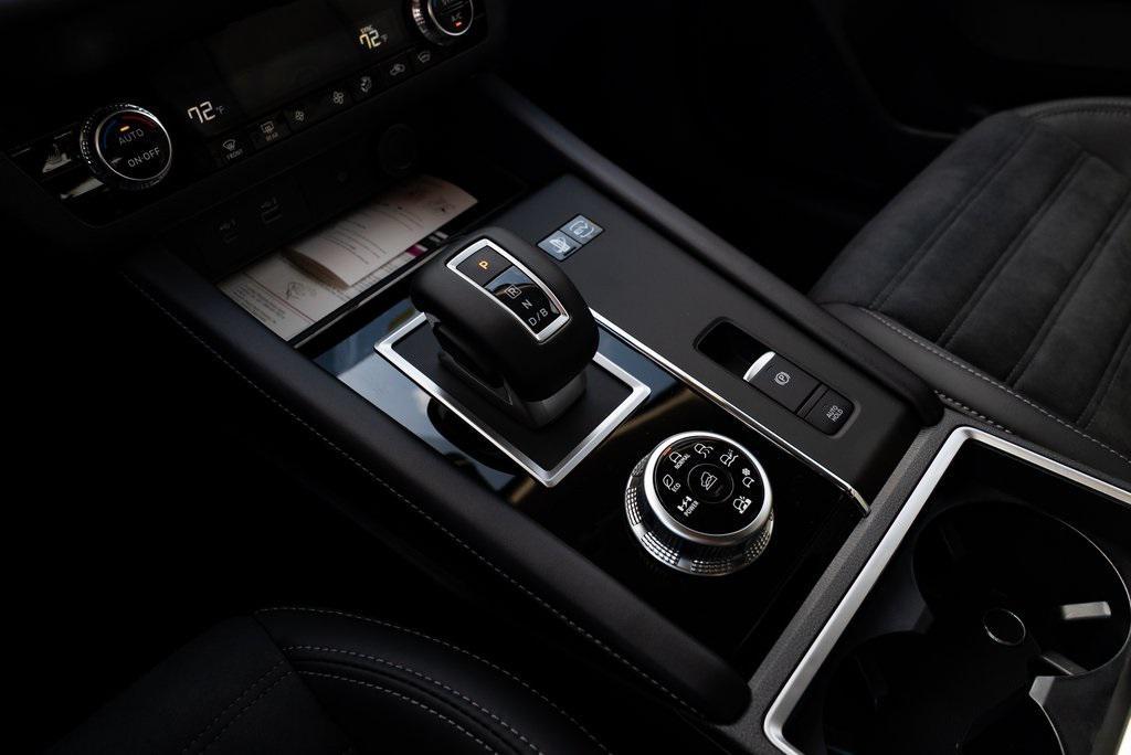 new 2025 Mitsubishi Outlander PHEV car, priced at $46,776