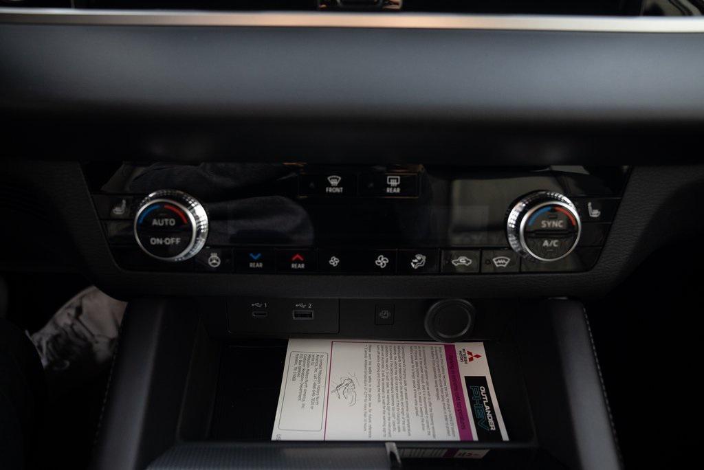 new 2025 Mitsubishi Outlander PHEV car, priced at $48,210