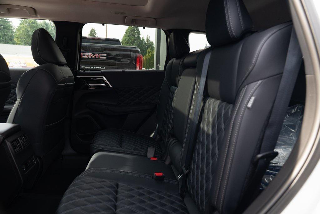 new 2025 Mitsubishi Outlander PHEV car, priced at $48,210