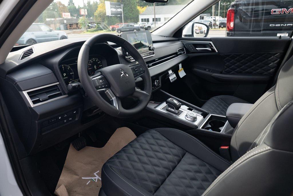 new 2025 Mitsubishi Outlander PHEV car, priced at $48,210