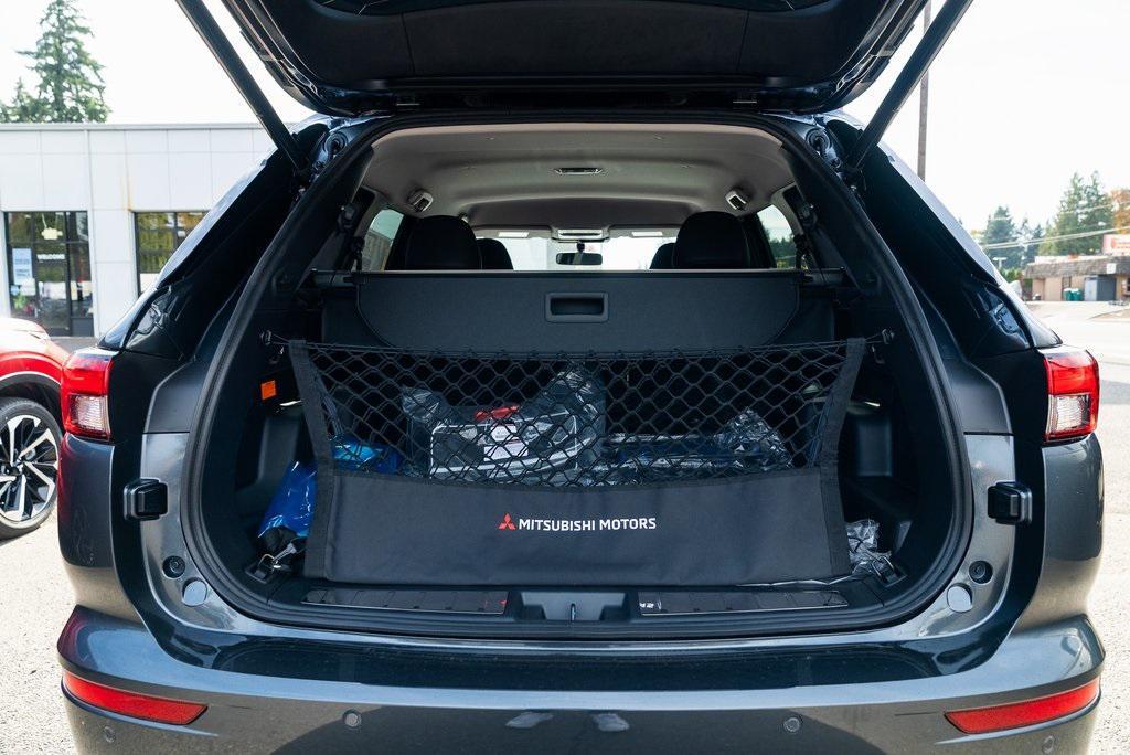 new 2025 Mitsubishi Outlander PHEV car, priced at $44,436