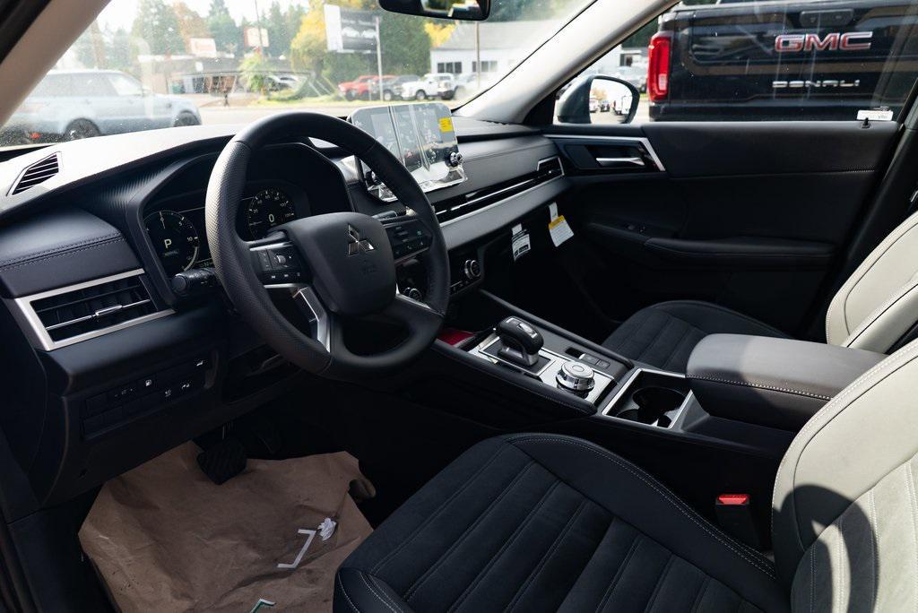 new 2025 Mitsubishi Outlander PHEV car, priced at $44,436