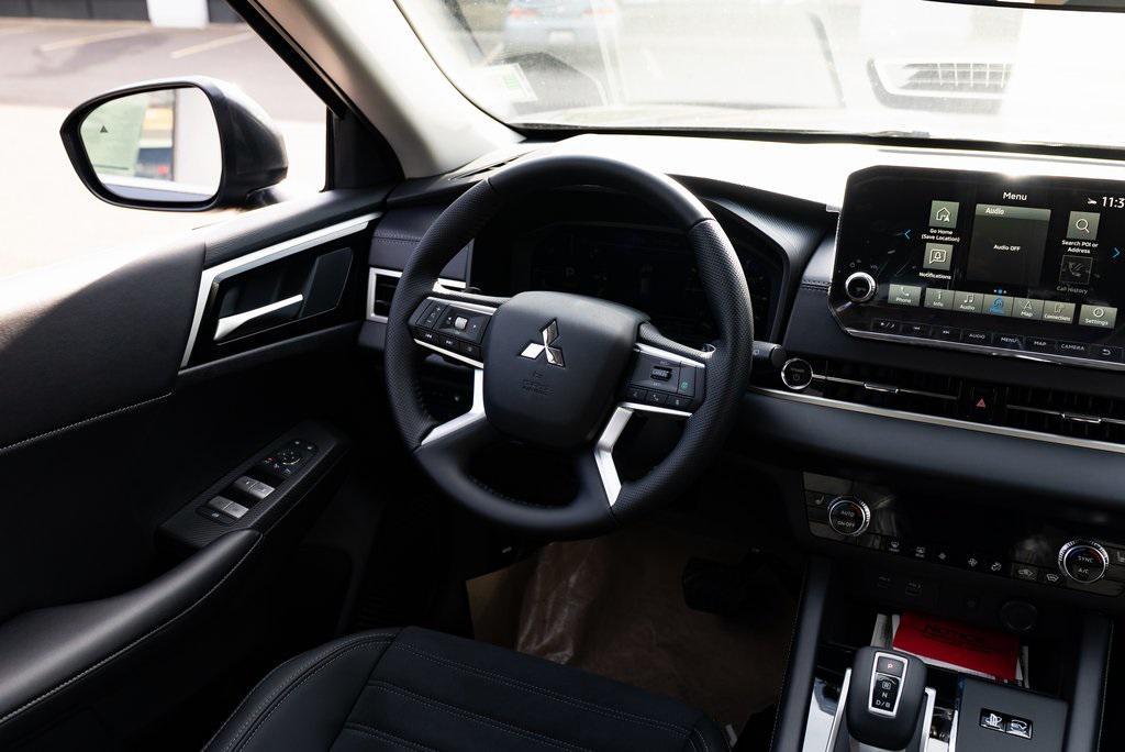 new 2025 Mitsubishi Outlander PHEV car, priced at $44,436