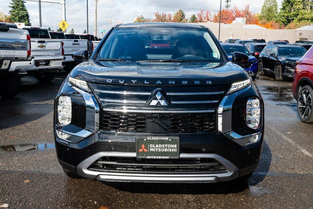 new 2025 Mitsubishi Outlander car, priced at $38,200
