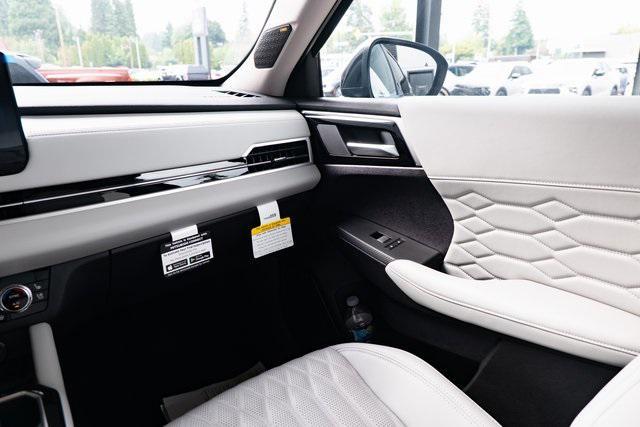 new 2025 Mitsubishi Outlander car, priced at $45,035