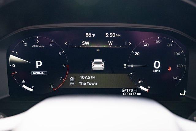 new 2025 Mitsubishi Outlander car, priced at $45,035