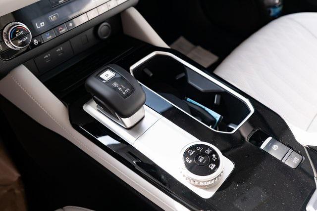 new 2025 Mitsubishi Outlander car, priced at $45,035