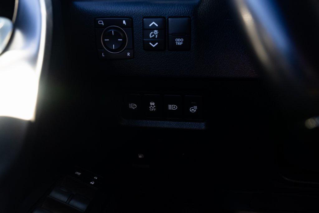 used 2023 Lexus GX 460 car, priced at $55,117