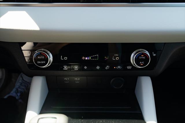 new 2025 Mitsubishi Outlander car, priced at $41,795