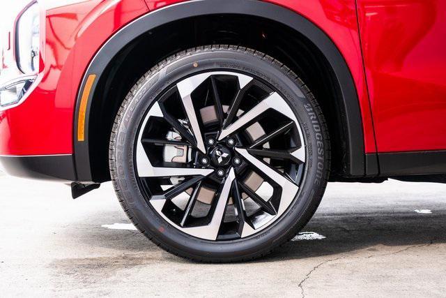 new 2025 Mitsubishi Outlander PHEV car, priced at $46,738