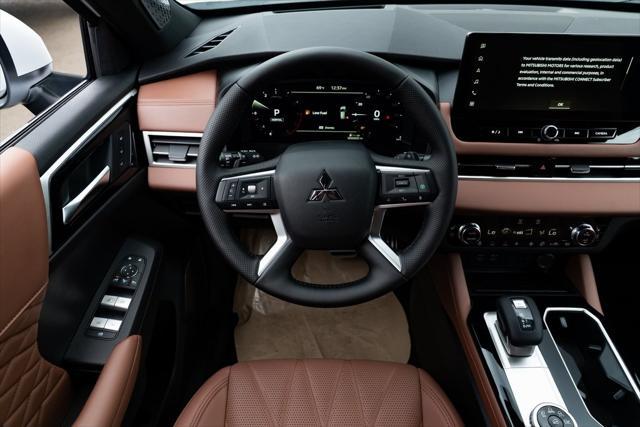 new 2025 Mitsubishi Outlander car, priced at $47,200