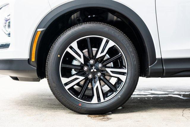 new 2025 Mitsubishi Eclipse Cross car, priced at $31,380