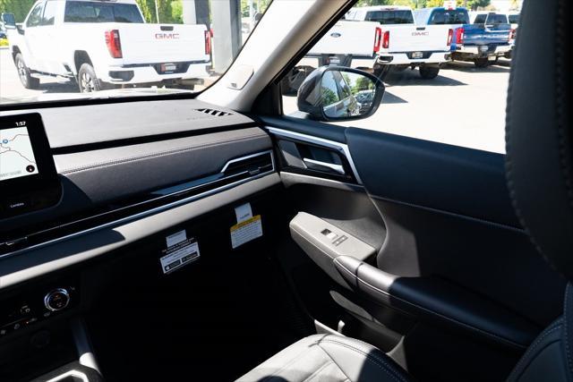new 2025 Mitsubishi Outlander car, priced at $38,595