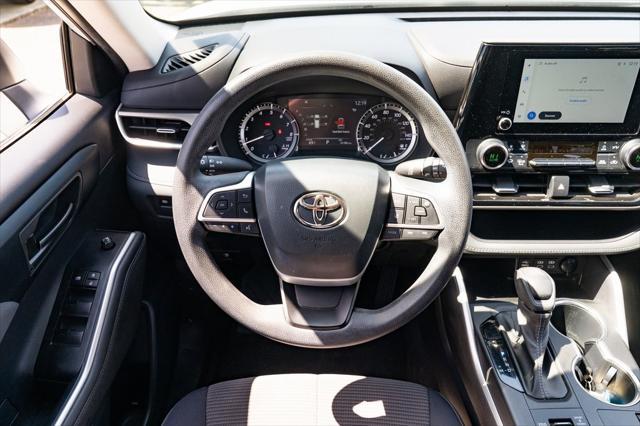 used 2023 Toyota Highlander car, priced at $38,301