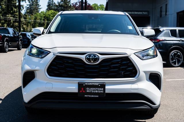 used 2023 Toyota Highlander car, priced at $38,301