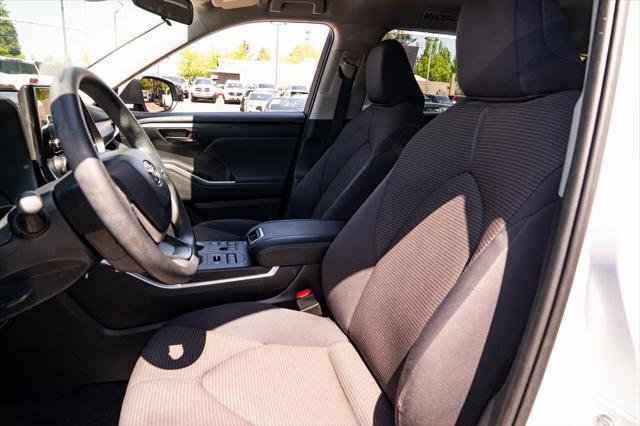 used 2023 Toyota Highlander car, priced at $38,301