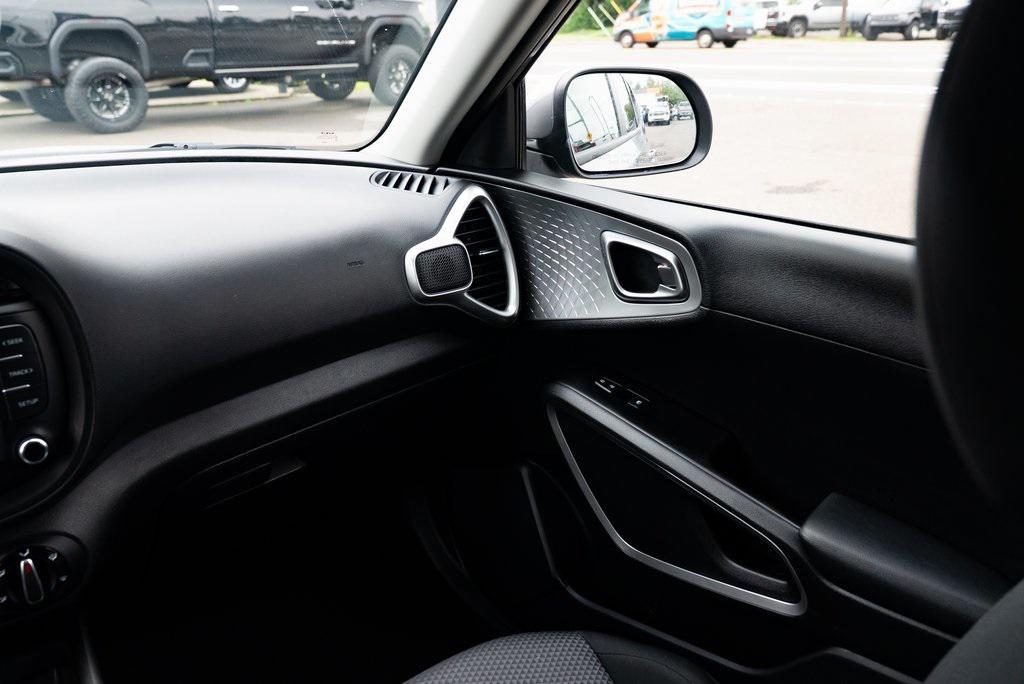 used 2024 Kia Soul car, priced at $16,783