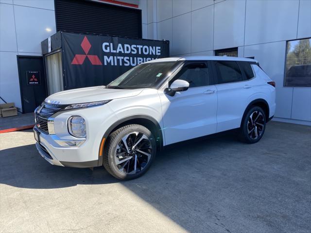 new 2024 Mitsubishi Outlander car, priced at $38,610