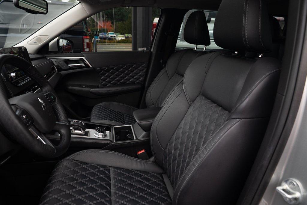 used 2023 Mitsubishi Outlander PHEV car, priced at $32,320