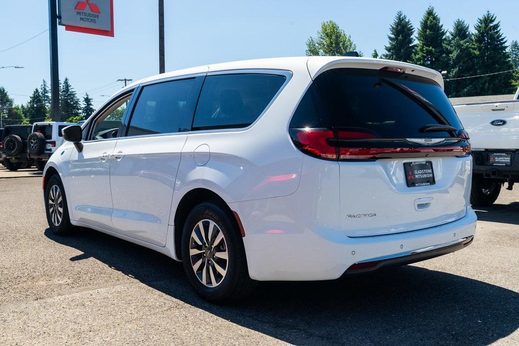 used 2023 Chrysler Pacifica Hybrid car, priced at $29,499