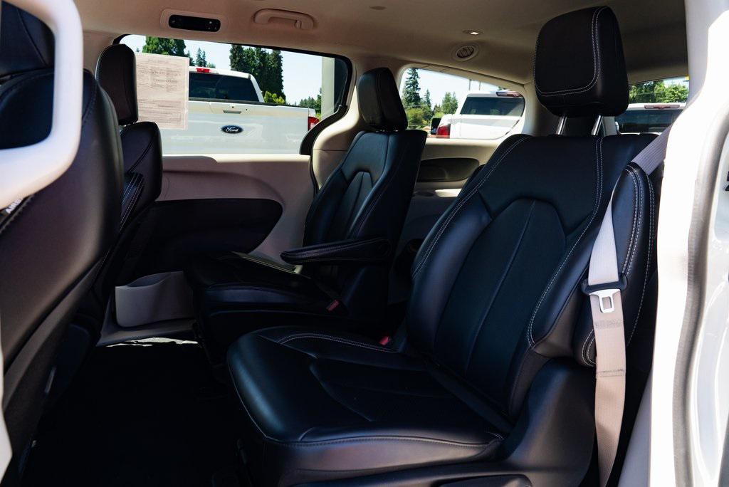 used 2023 Chrysler Pacifica Hybrid car, priced at $29,499