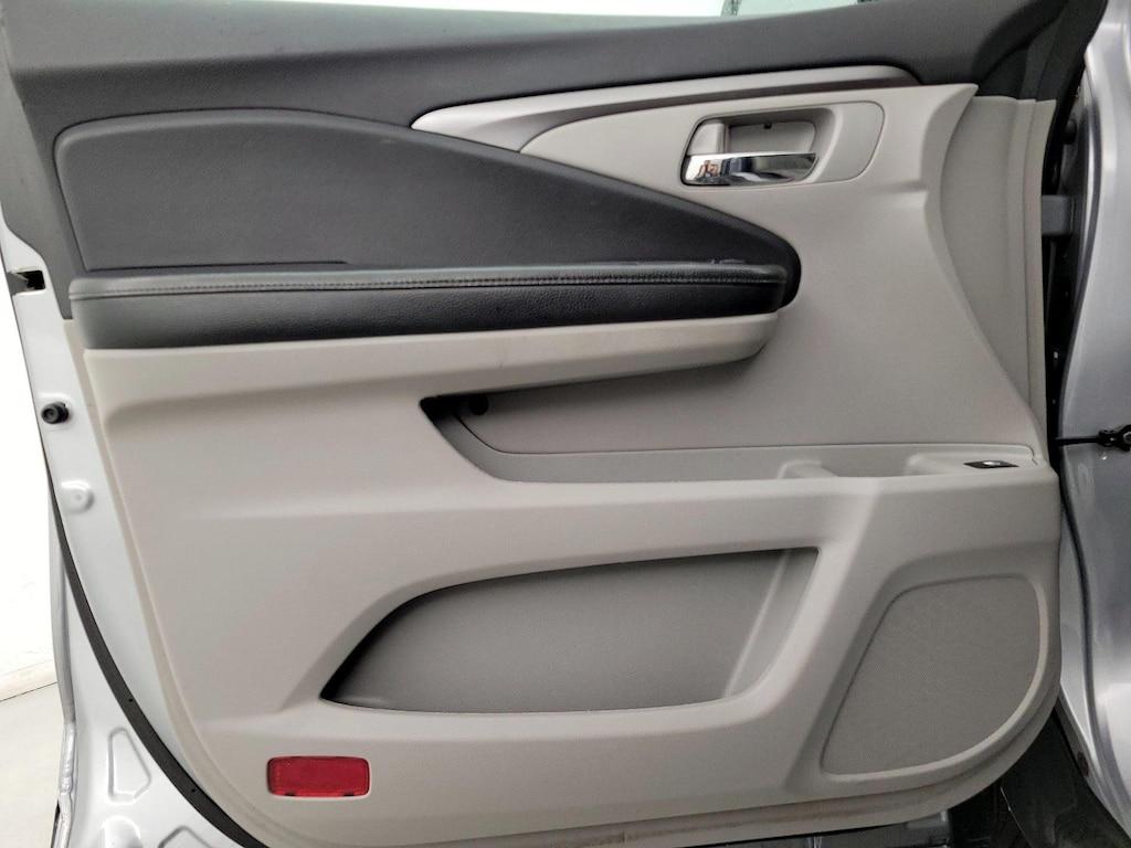 used 2019 Honda Pilot car, priced at $20,998