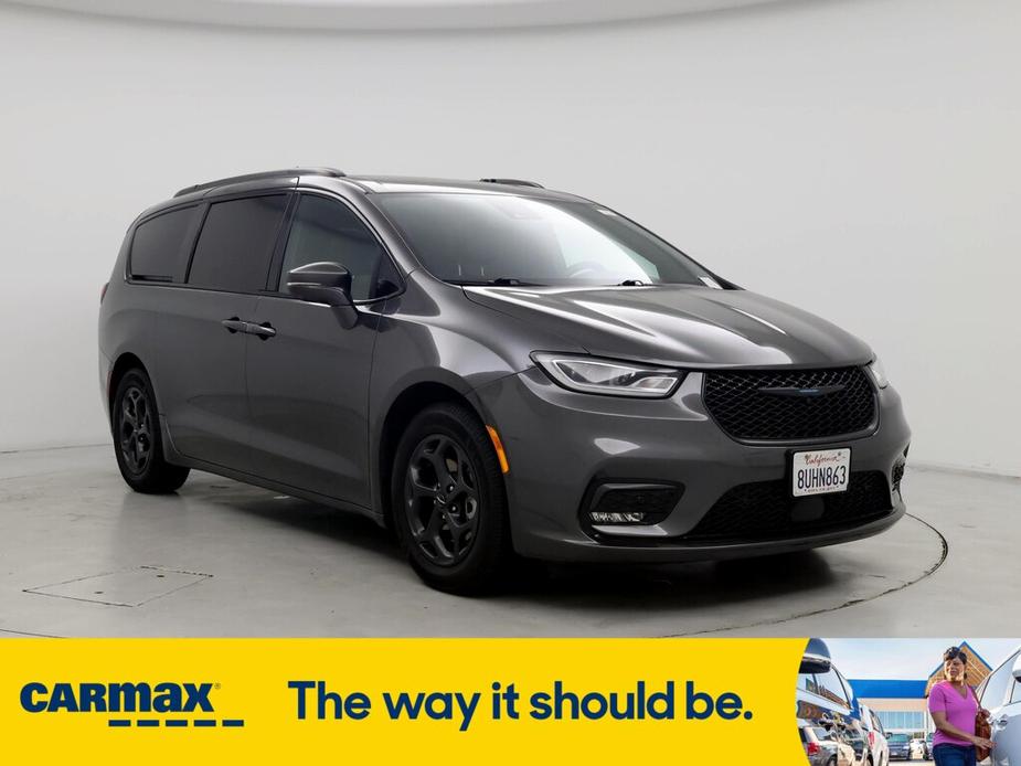 used 2021 Chrysler Pacifica Hybrid car, priced at $30,998