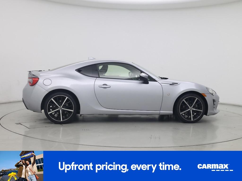 used 2020 Toyota 86 car, priced at $24,998