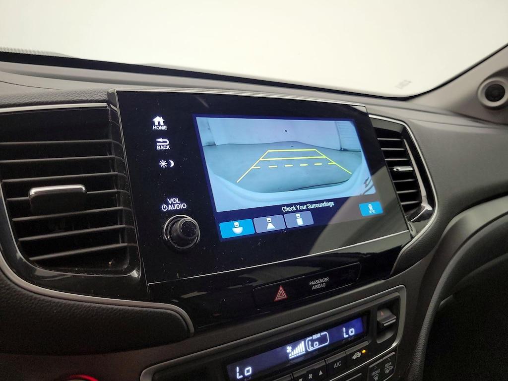 used 2022 Honda Pilot car, priced at $32,998
