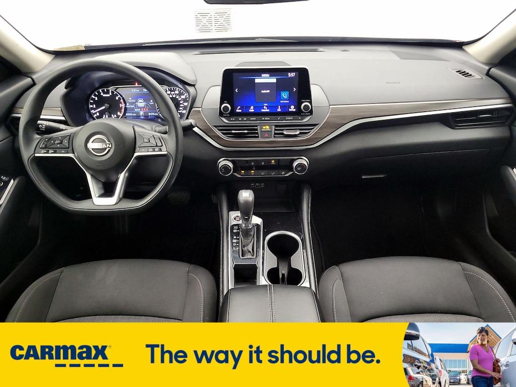 used 2023 Nissan Altima car, priced at $19,998