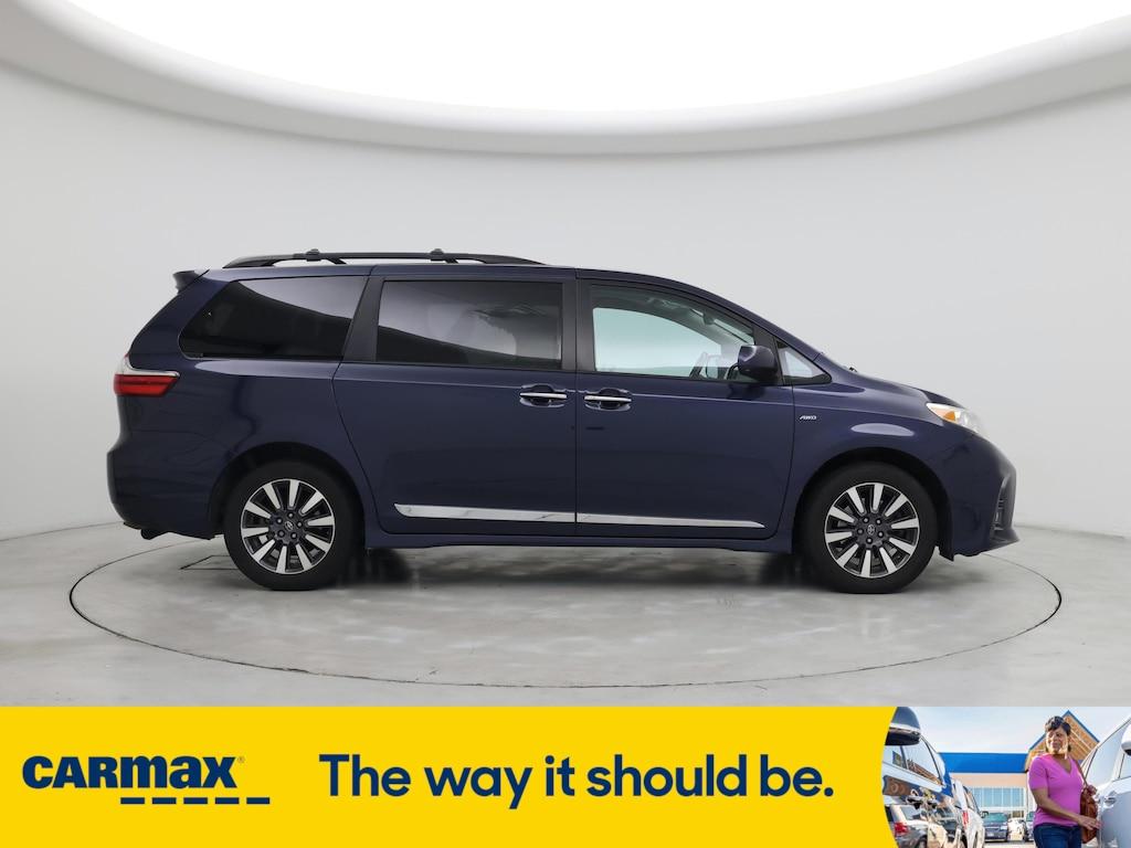 used 2018 Toyota Sienna car, priced at $26,998