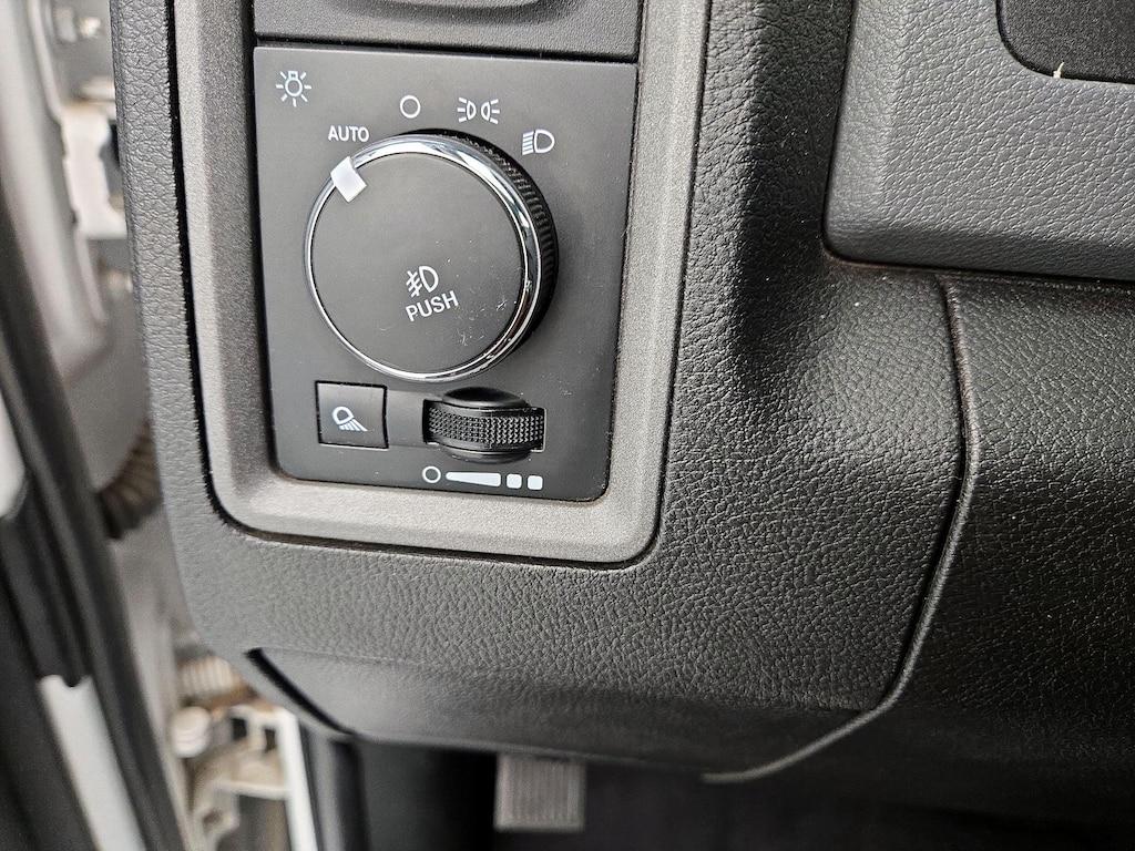 used 2019 Ram 1500 Classic car, priced at $20,998