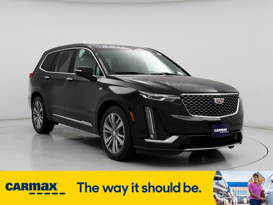 used 2023 Cadillac XT6 car, priced at $35,998