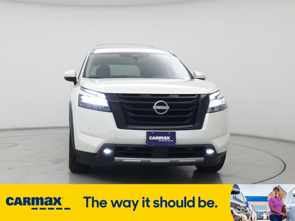 used 2023 Nissan Pathfinder car, priced at $32,998