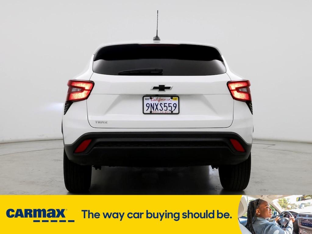 used 2024 Chevrolet Trax car, priced at $23,998