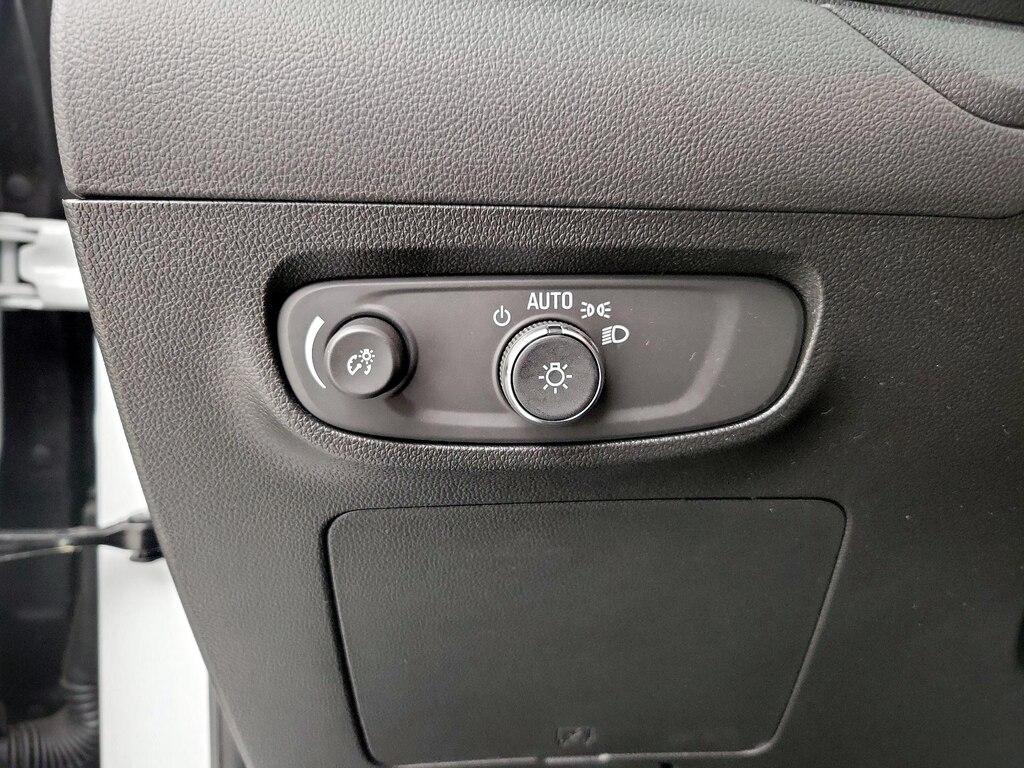 used 2025 Buick Encore GX car, priced at $25,998