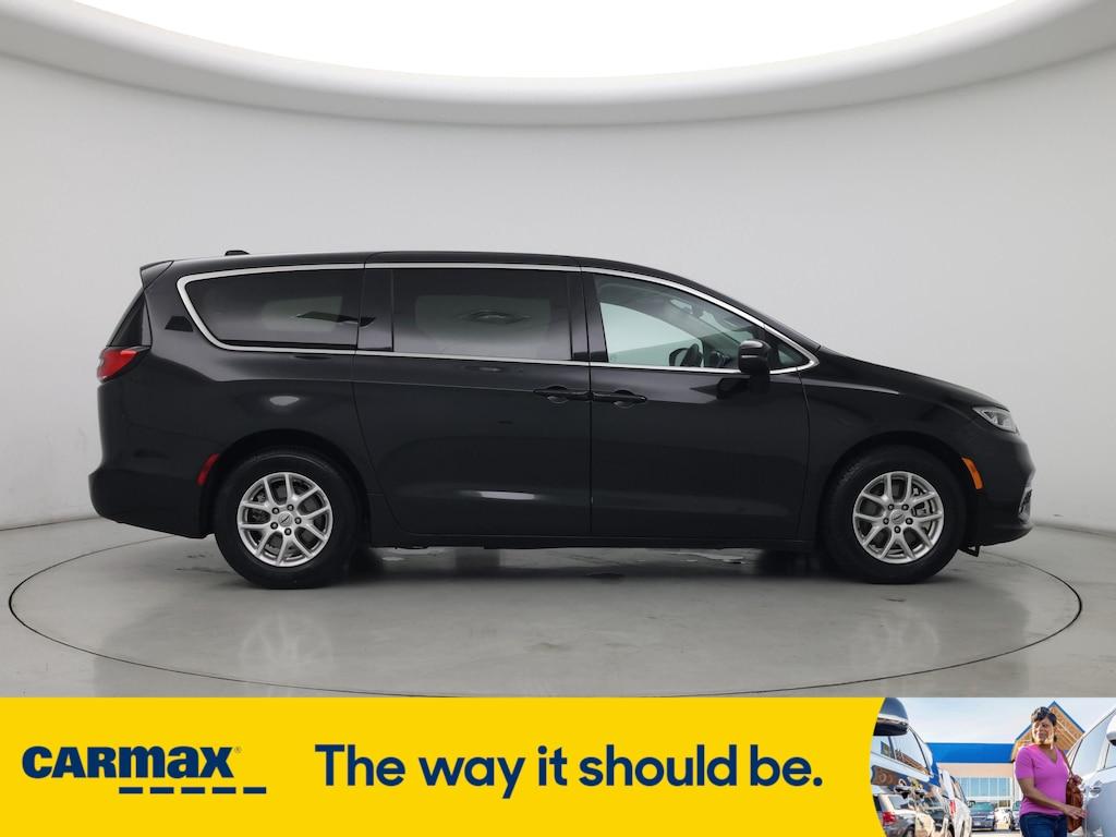 used 2023 Chrysler Pacifica car, priced at $26,998