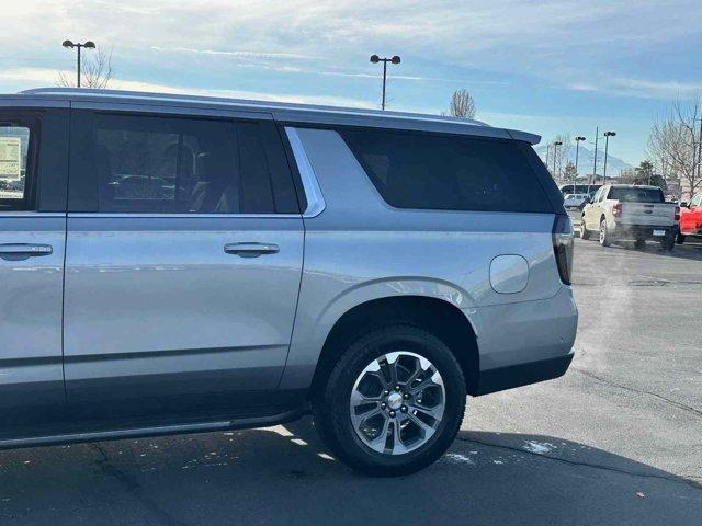 new 2025 Chevrolet Suburban car, priced at $76,545