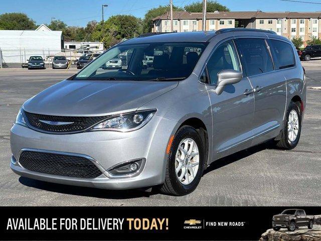 used 2020 Chrysler Pacifica car, priced at $22,151
